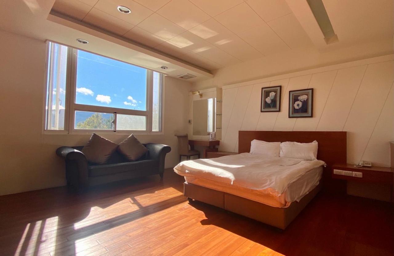 Ailiga Travel Villa Ren'ai Room photo